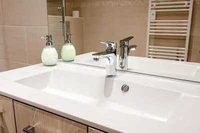 Salle de bains dans l'établissement Duplex Standing - Hyper Centre - Tout équipé