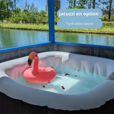 Cottage flottant Premium Jacuzzi privé en supplément