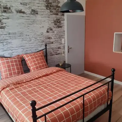 Maisonnette avec jardin