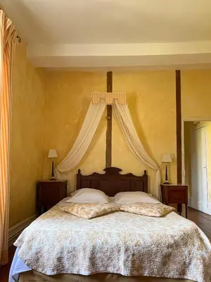 Un ou plusieurs lits dans un hébergement de l'établissement Maison Sainte Barbe