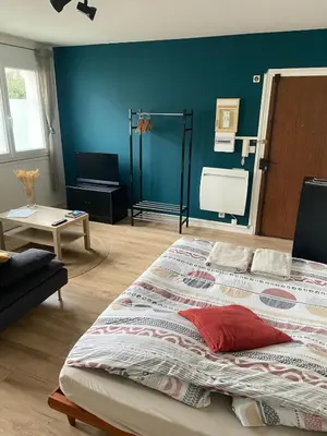 Un ou plusieurs lits dans un hébergement de l'établissement Dijon - Grand studio proche parc Darcy & gare