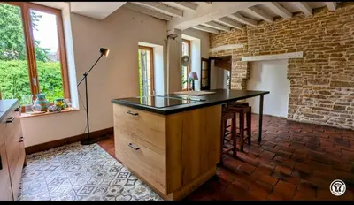 Cuisine ou kitchenette dans l'établissement Maison Céleste