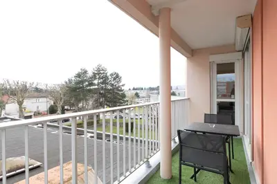 Balcon ou terrasse dans l'établissement Cabana & Le Grand Appartement Lumineux