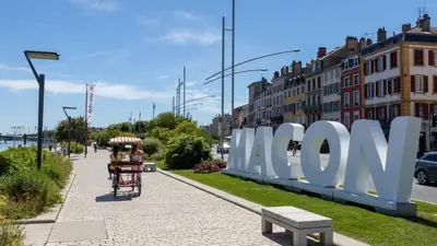 Plan de l'établissement T2 Plein Centre de Macon