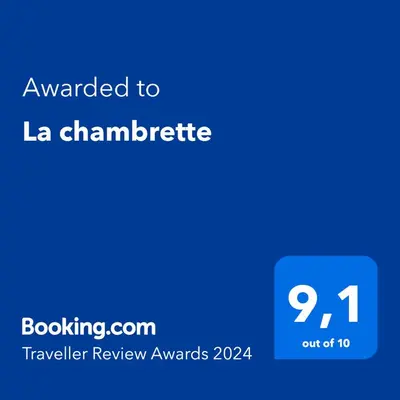 Certificat, récompense, panneau ou autre document affiché dans l'établissement La chambrette
