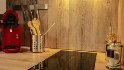 Cuisine ou kitchenette dans l'établissement Le Sommelier Chalon - Meublé de Tourisme 2 étoiles