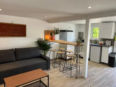 Cuisine ou kitchenette dans l'établissement Le nid de Nuits