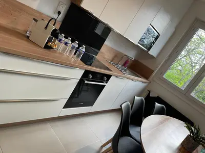 Cuisine ou kitchenette dans l'établissement Chez Louisa-Maria