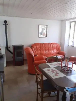 Coin salon dans l'établissement Le belvédere Mouxois, SPA privatif, vue Morvan